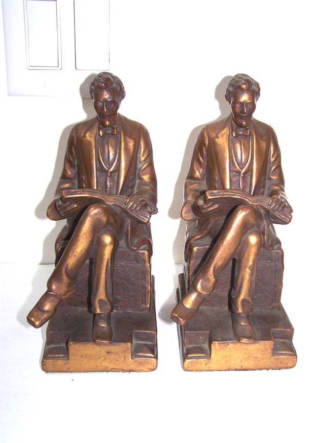 A Pair of Antique Bookends circa 1926 depicting Abraham Lincoln — image 2
